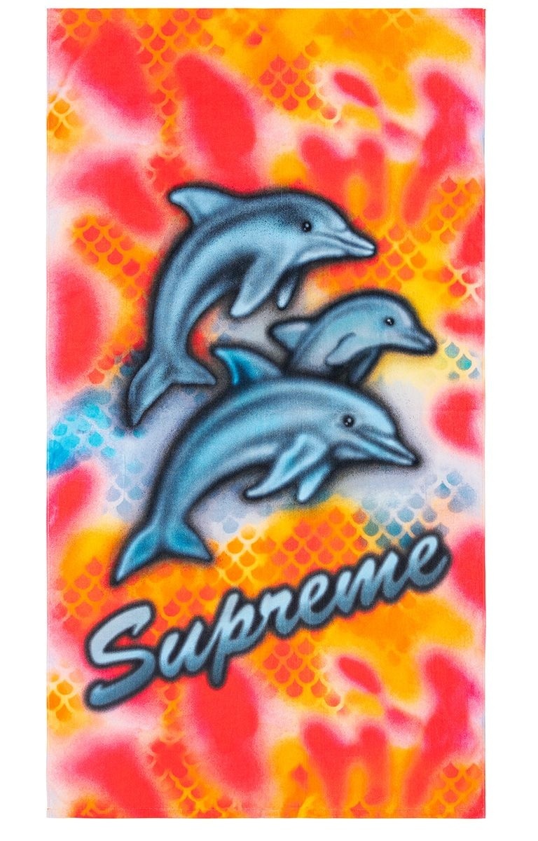 Dolphin Towel view 3